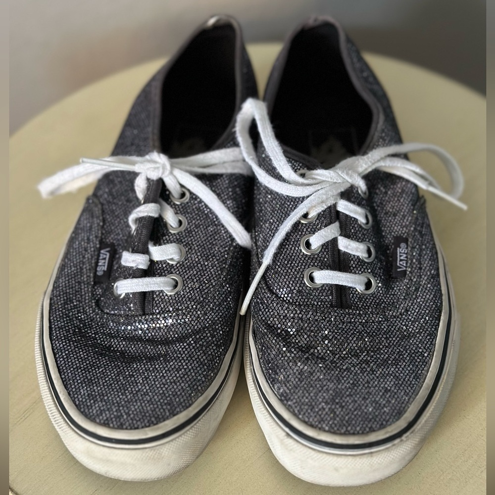 Sparkly silver grey Vans women’s size 6.5.  Lots of glamorous wear left!